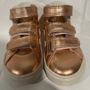 Veja kids rose gold size 23
